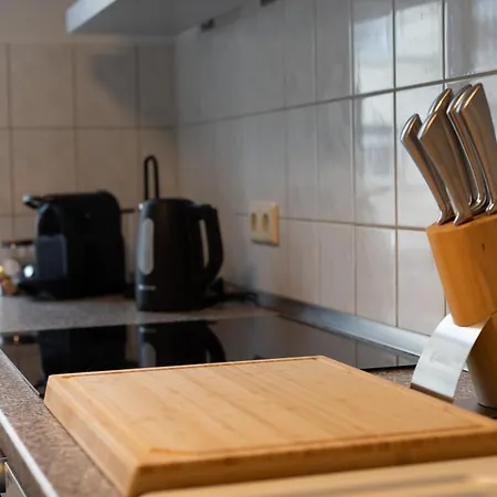 Charles & Kaetchen Living Gohlis דירה *