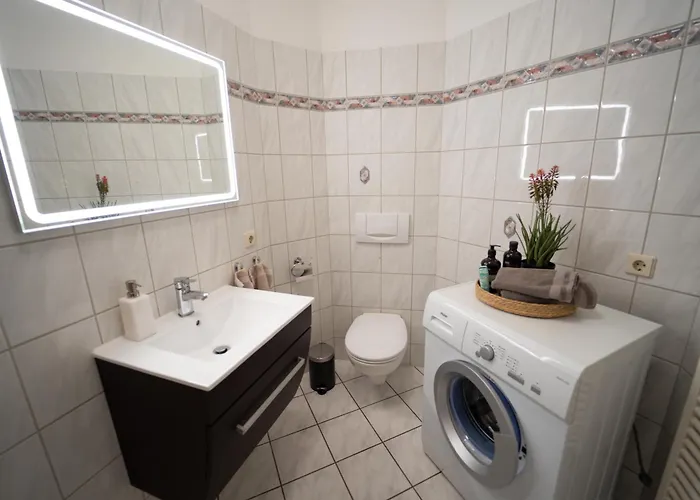 Charles & Kaetchen Living Gohlis Апартаменты *